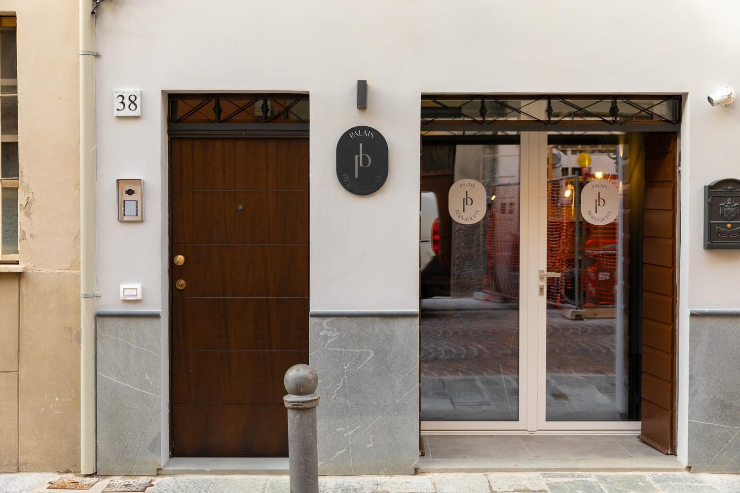 Palais Bernadette Aparthotel Parma Luaran gambar