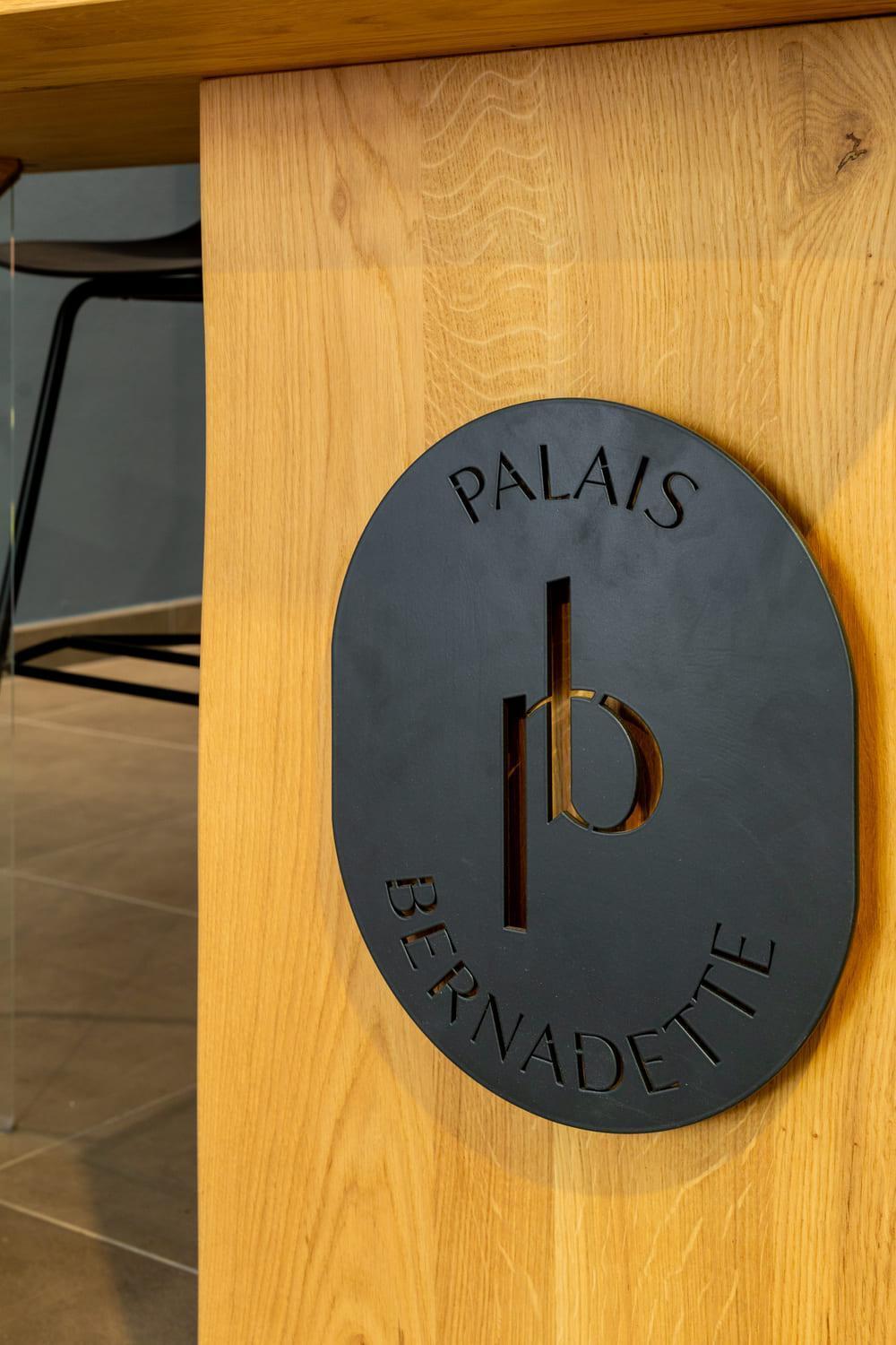 Palais Bernadette Aparthotel Parma Luaran gambar